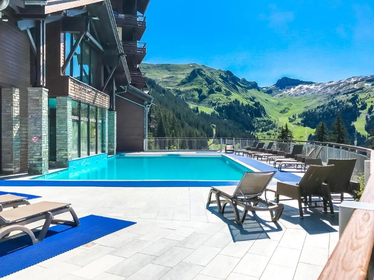 Appartement Premium à Flaine, altitude 1740 m, 8 à 10 personnes, au pied des pistes, piscine, jacuzzi, sauna, hammam et salle de sport