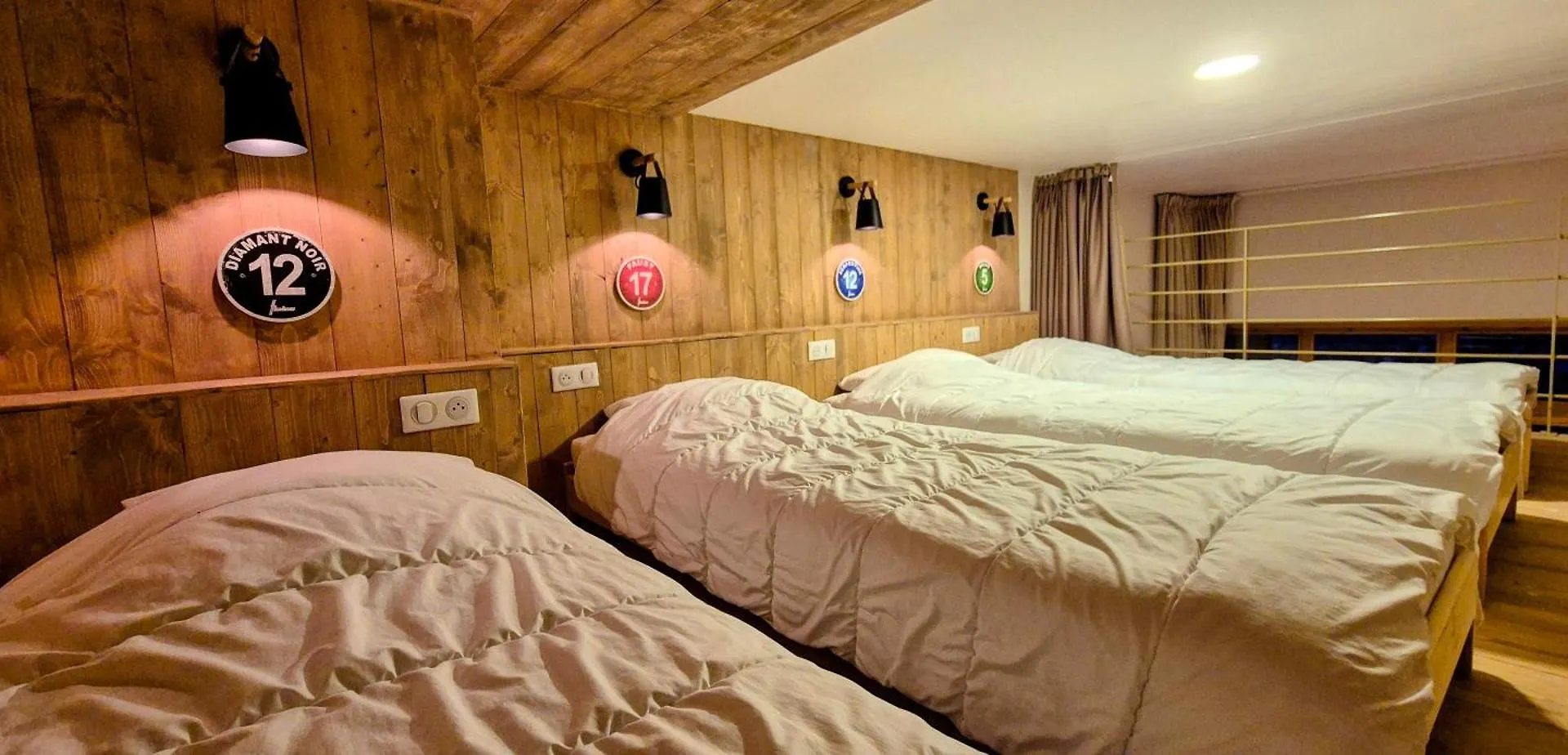 Appartement Premium à Flaine, altitude 1740 m, 8 à 10 personnes, au pied des pistes, piscine, jacuzzi, sauna, hammam et salle de sport